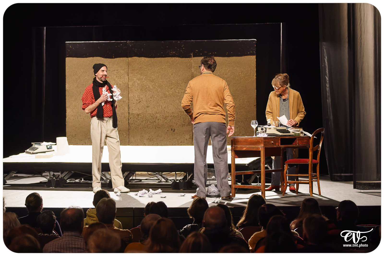 HISTOIRE D'AMOUR (DERNIERS CHAPÎTRES) - CIE LE TALON ROUGE